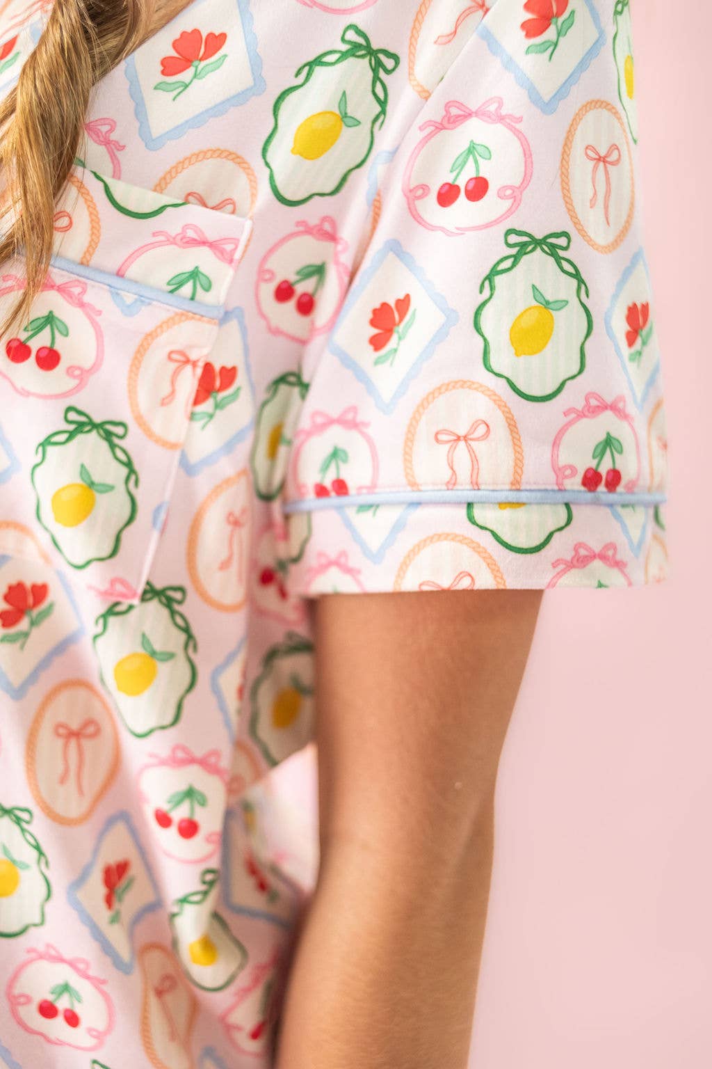 Fruit Cocktail Ruffle Hem Shorts Pajama Set: L