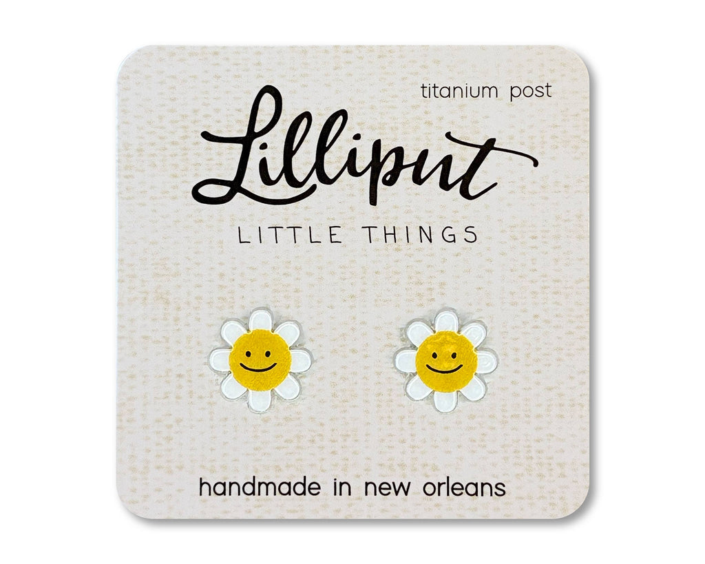 Happy Daisy Earrings // Smiling Daisy Earrings